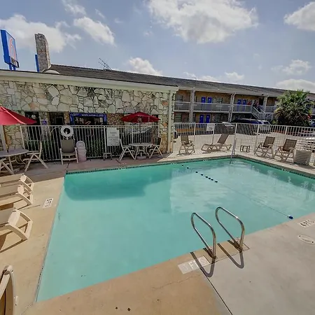 Motel 6-San Antonio, Tx - Northwest Medical Center